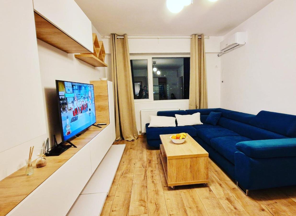 Lux & Confort - Apartament 3 Camere Bukarest Kültér fotó