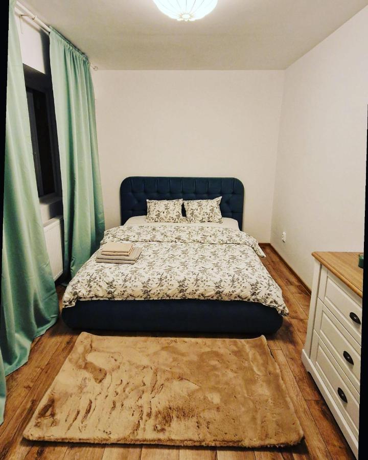 Lux & Confort - Apartament 3 Camere Bukarest Kültér fotó